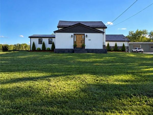 13151 Bullis Road , East Aurora, NY 14052