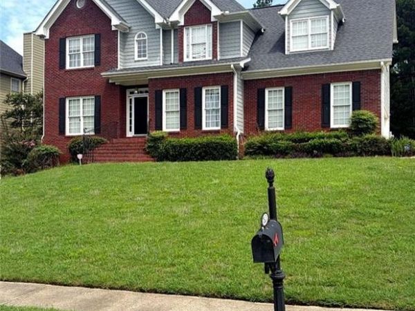7531 Greens Mill Drive , Loganville, GA 30052