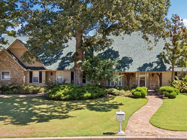 9905 S Maplewood Avenue , Tulsa, OK 74137