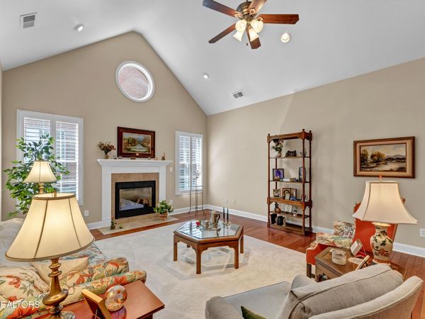 1107 Savannah Lane, Sevierville, TN 37862