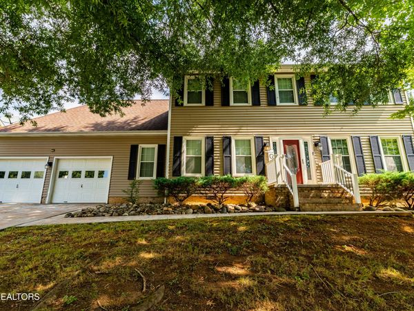 7720 Gracemont Blvd, Knoxville, TN 37938