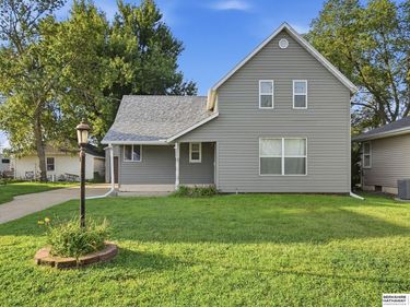 509 E Elk Street, Hooper, NE 68031
