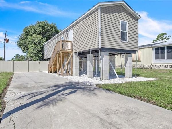 3702 Dunreath RD , PORT CHARLOTTE, FL 33953