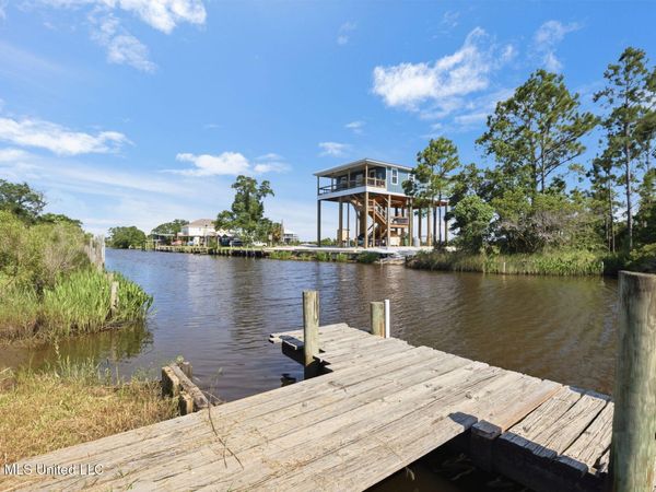 10085 W Gulf Road, Bay Saint Louis, MS 39520