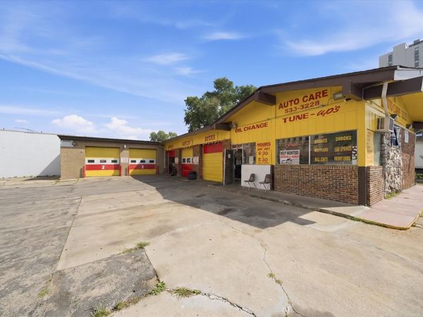 105 N Pulaski Road , Chicago, IL 60624