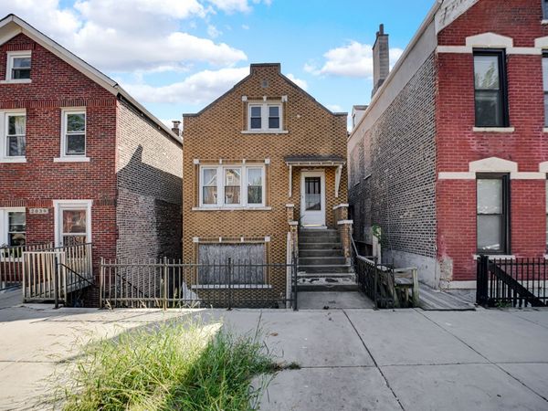 2041 W 22nd Place , Chicago, IL 60608