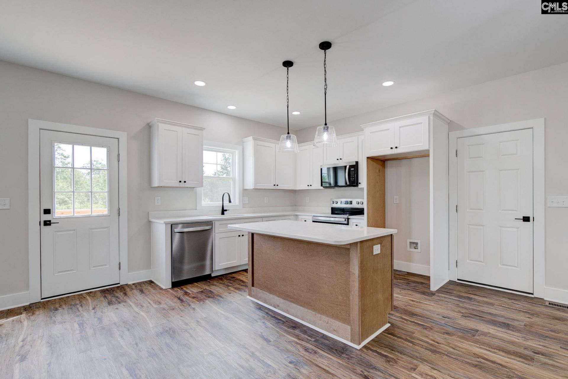 1506 Hall Road  Photo 12