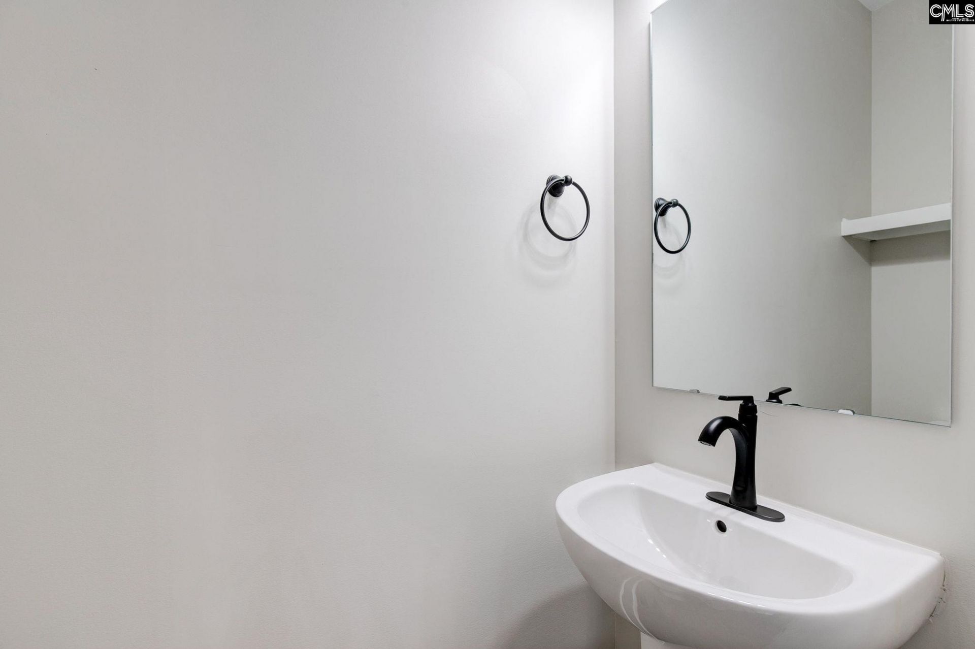 1506 Hall Road  Photo 17