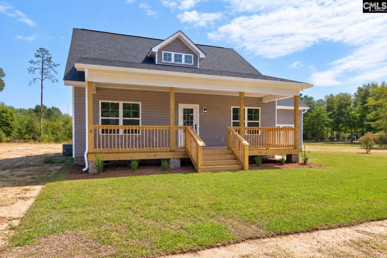 1506 Hall Road  Photo 5