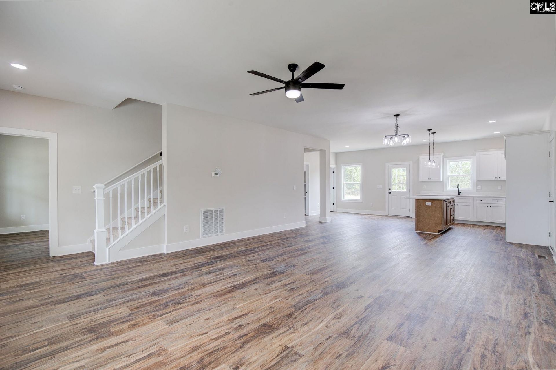 1506 Hall Road  Photo 8