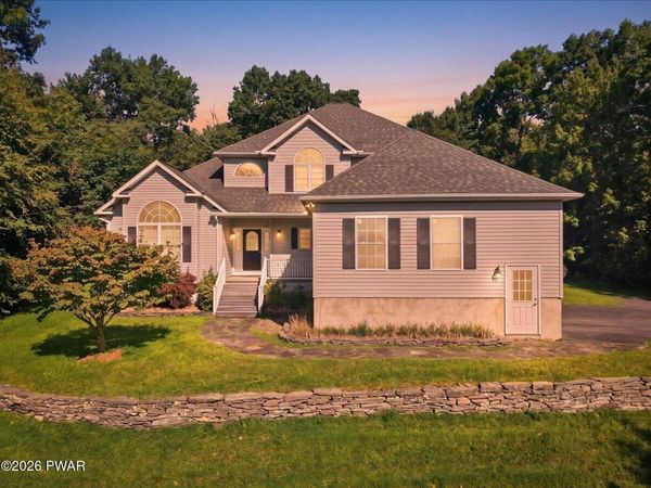 128 Senate Road, Milford, PA 18337