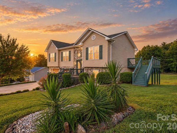 1260 Star Lane, Morganton, NC 28655