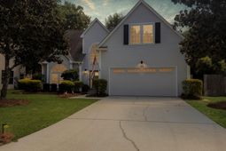 2085 Country Manor Drive photo 4