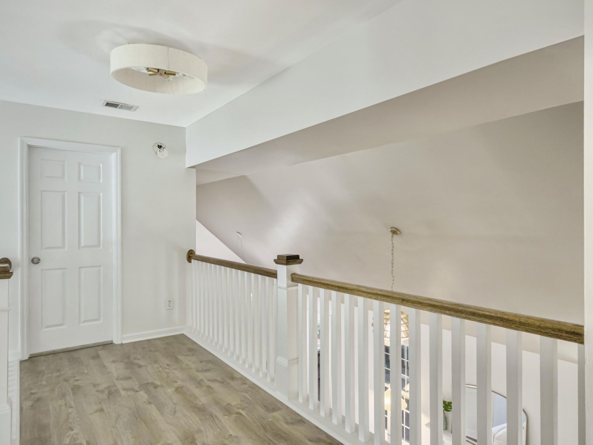 2085 Country Manor Drive Photo 60