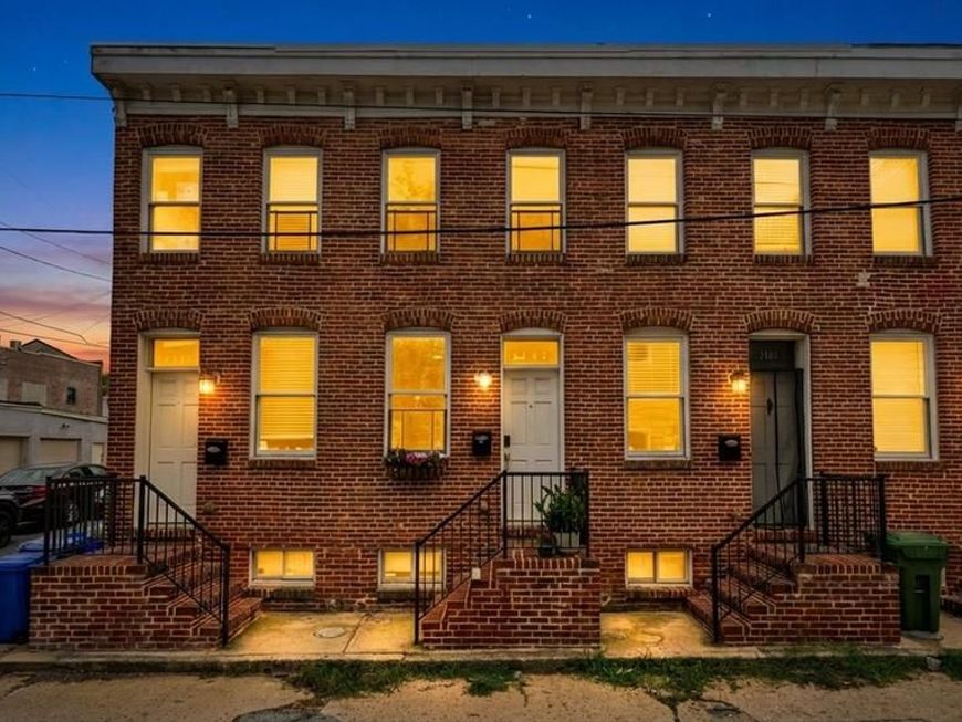 2105 E Lamley Street, Baltimore, MD 21231 Main Photo