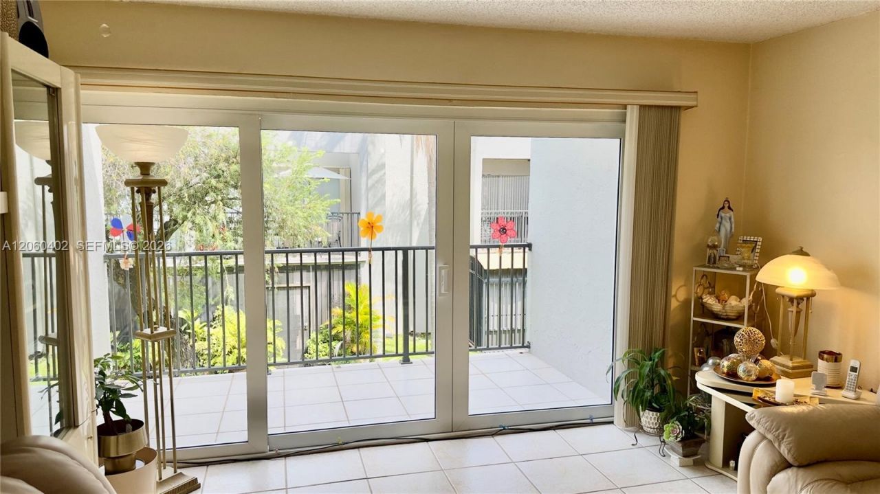 30 NW 87th Ave, Unit C219, Miami, FL 33172 Photo