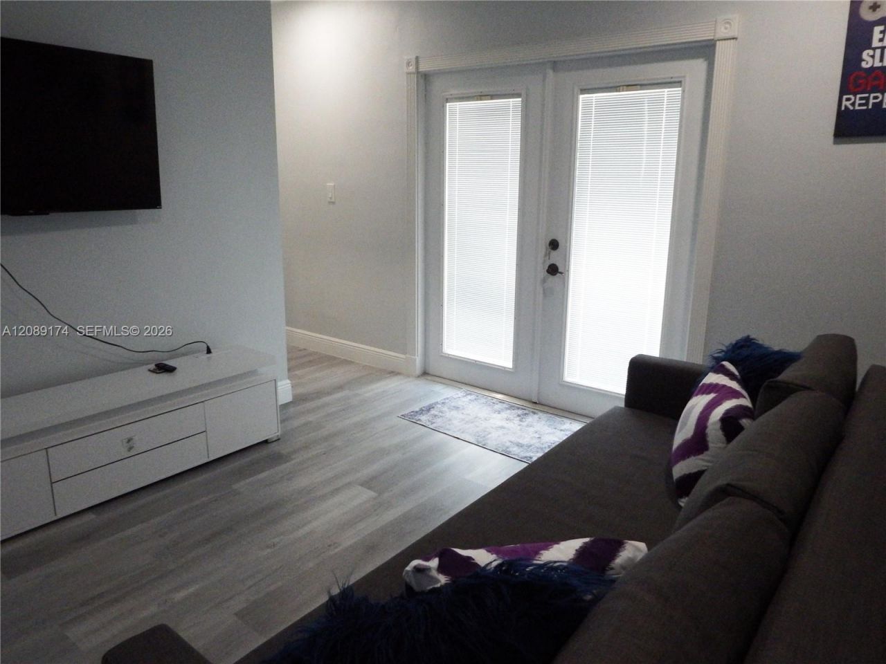 1711 N 50th Ave, Hollywood, FL 33021 Photo
