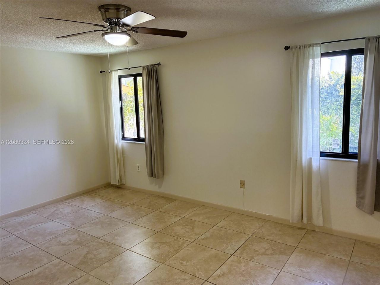 9324 SW 132nd St, Miami, FL 33176 Photo