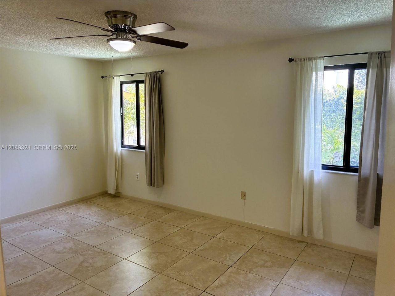9324 SW 132nd St, Miami, FL 33176 Photo