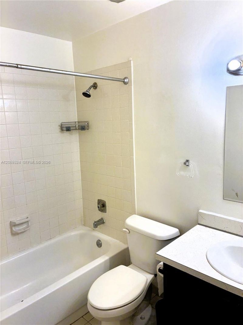 9324 SW 132nd St, Miami, FL 33176 Photo