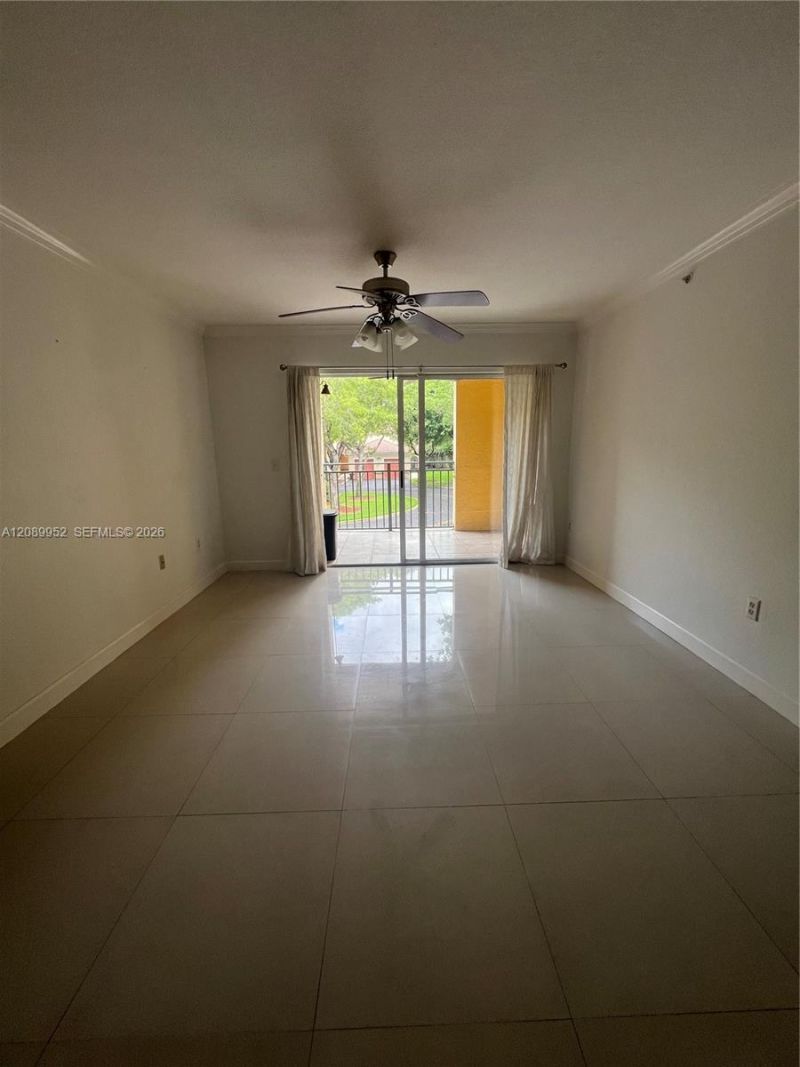2496 Centergate Dr , Unit 201, Miramar, FL 33025 Photo