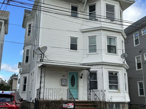 345 Earle Street, Unit 3, New Bedford, MA 02746