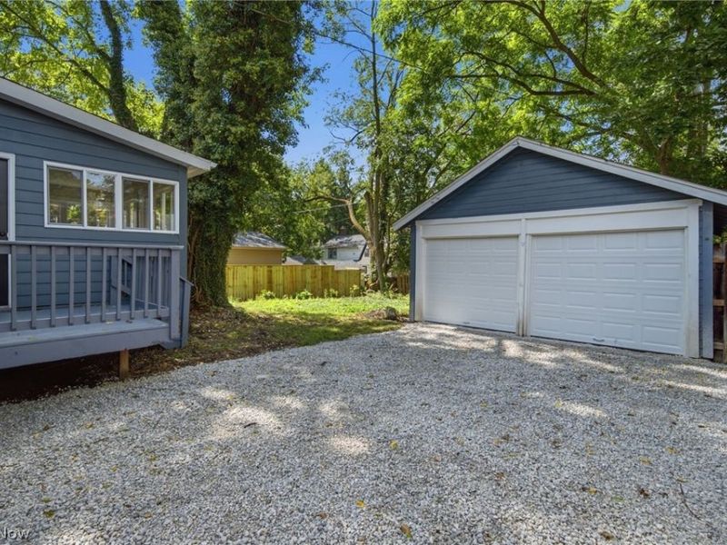 814 Crestview Avenue, Akron, OH 44320 Photo 39