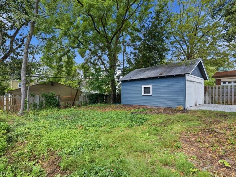 814 Crestview Avenue, Akron, OH 44320 Photo 40
