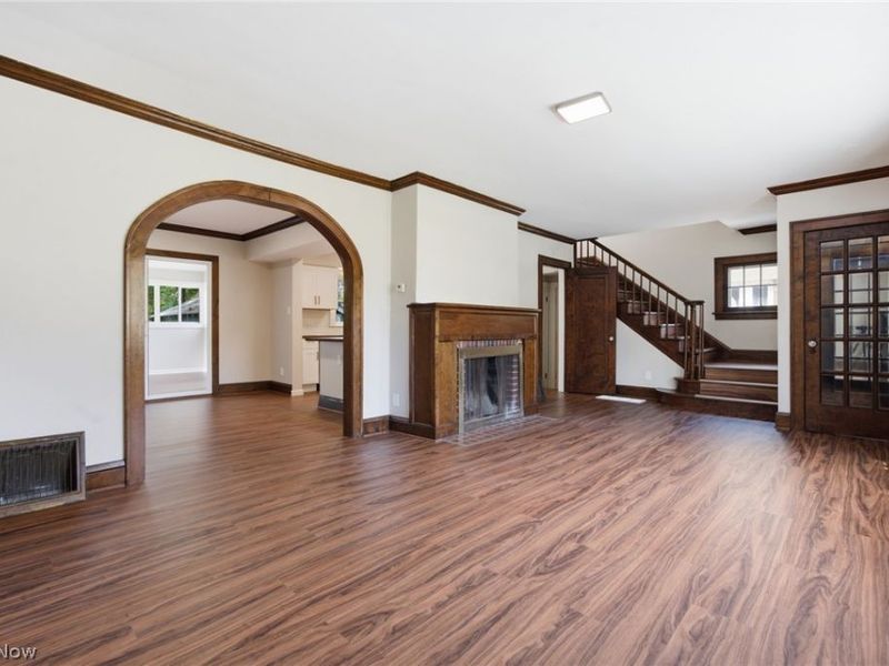 814 Crestview Avenue, Akron, OH 44320 Photo 7