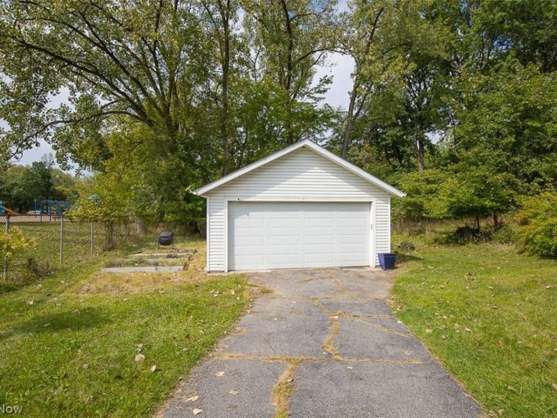 13107 Cranwood Park Boulevard, Garfield Heights, OH 44125 Photo 19