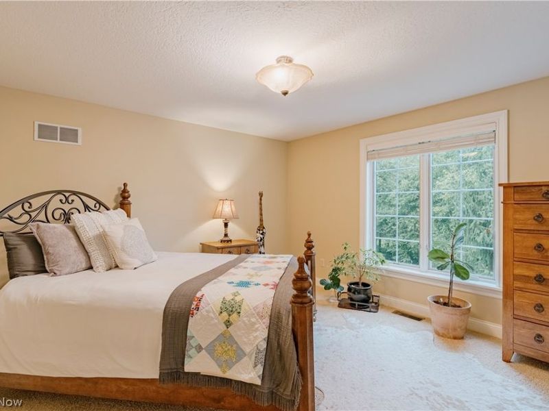 7734 Bainbridge Road, Chagrin Falls, OH 44023 Photo 31