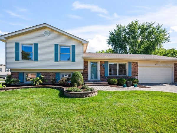 1101 Pheasant Ridge Drive, Lake Zurich, IL 60047