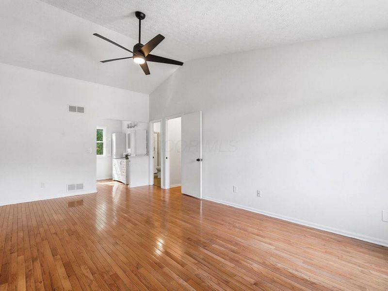5203 Hickory Grove , Columbus, OH 43214 Photo 22