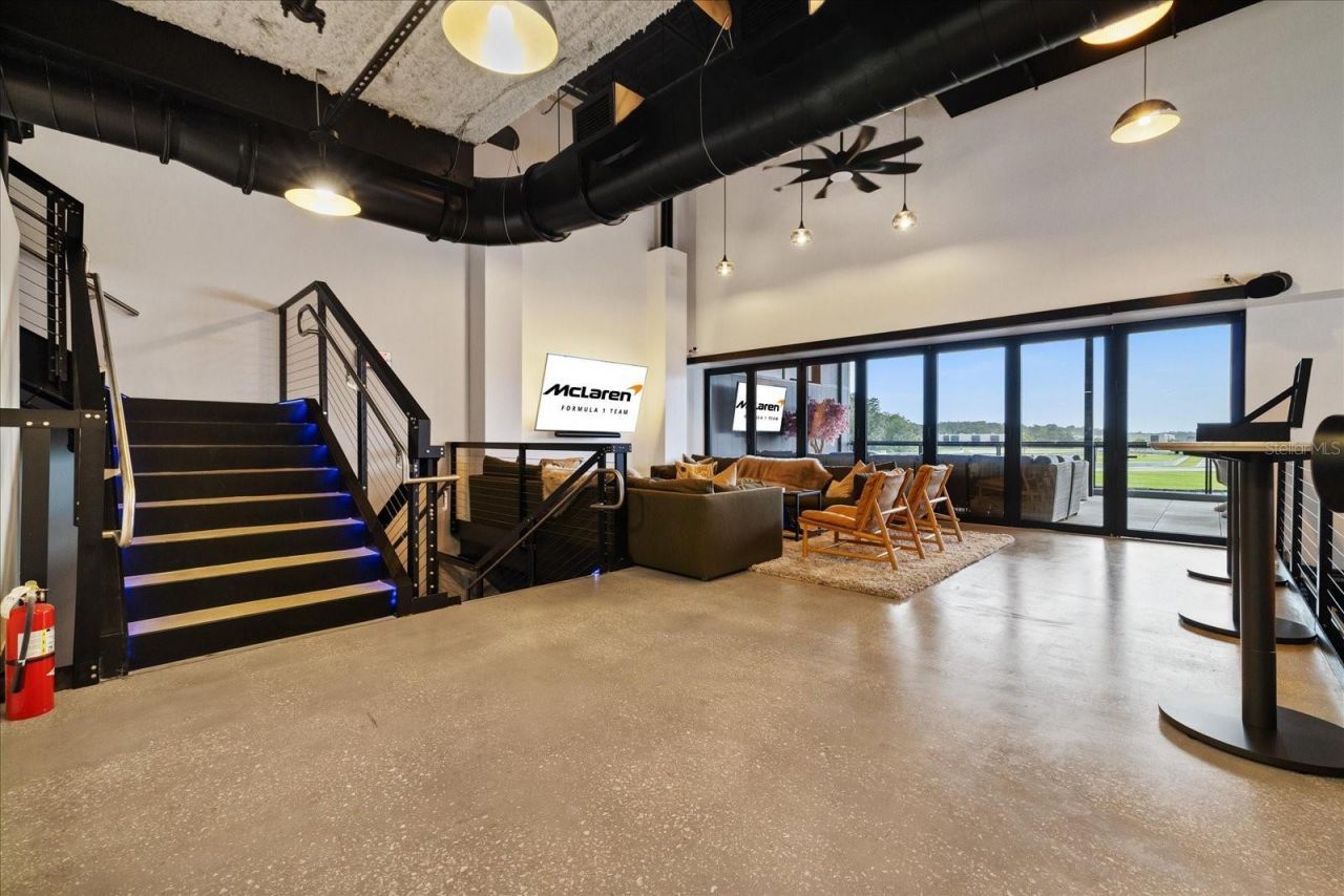 6500 Motor Enclave Way, Unit 1403, Tampa, FL 33610 Photo