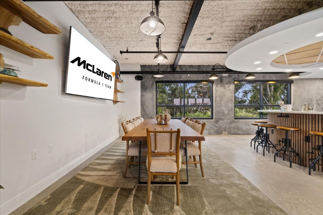 6500 Motor Enclave Way, Unit 1403, Tampa, FL 33610 Photo