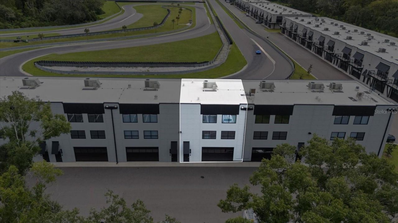 6500 Motor Enclave Way, Unit 1403, Tampa, FL 33610 Photo