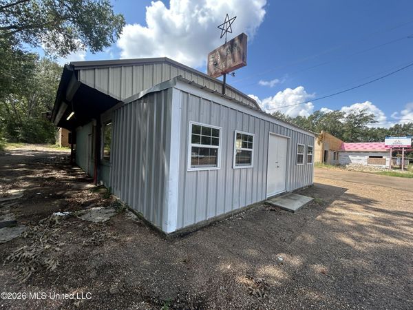 702 E Monticello Street, Brookhaven, MS 39601