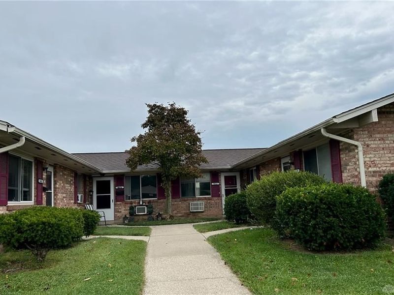 5622 Fisher Drive, Huber Heights, OH 45424 Photo 1