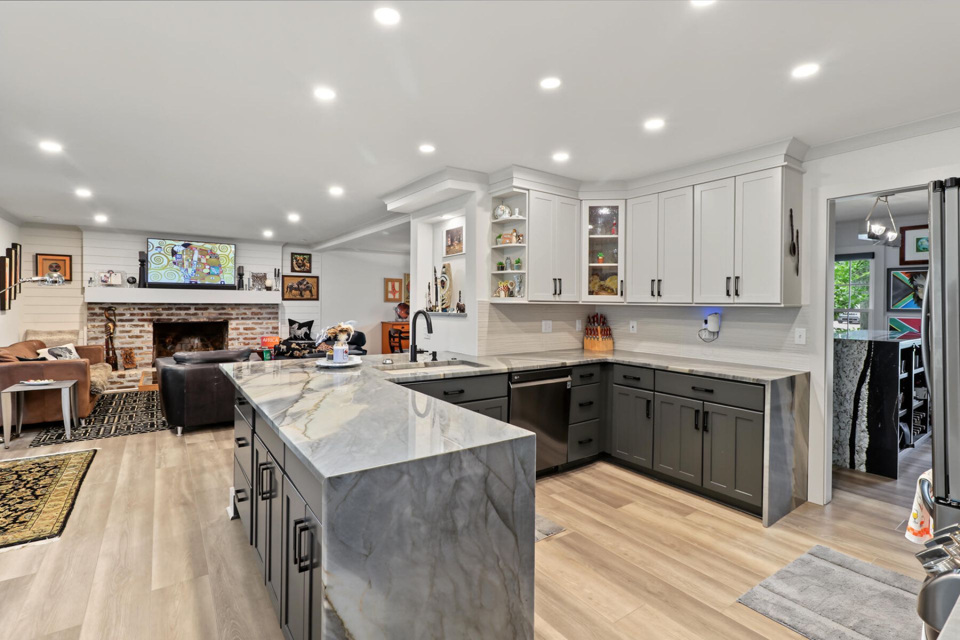1391 Parkshore Drive Photo 10