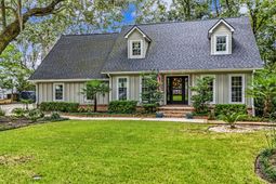 1391 Parkshore Drive photo 4