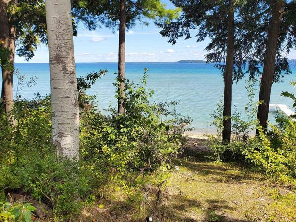 West Bay Shore S, Traverse City, MI 49684