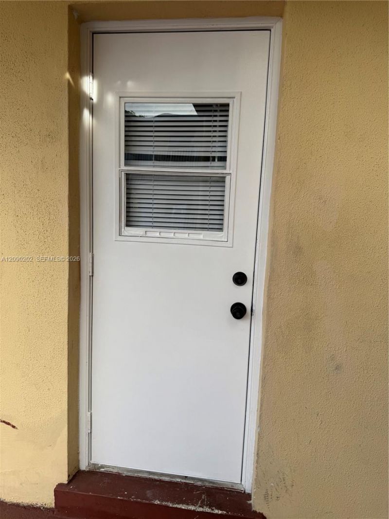 1765 Venice Ln, Unit 4E, North Miami, FL 33181 Photo