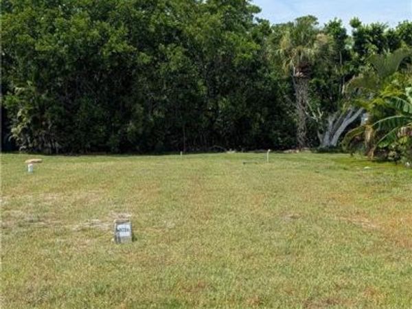 777 Walkerbilt RD , NAPLES, FL 34110