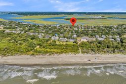 1718 Middle Street photo 4