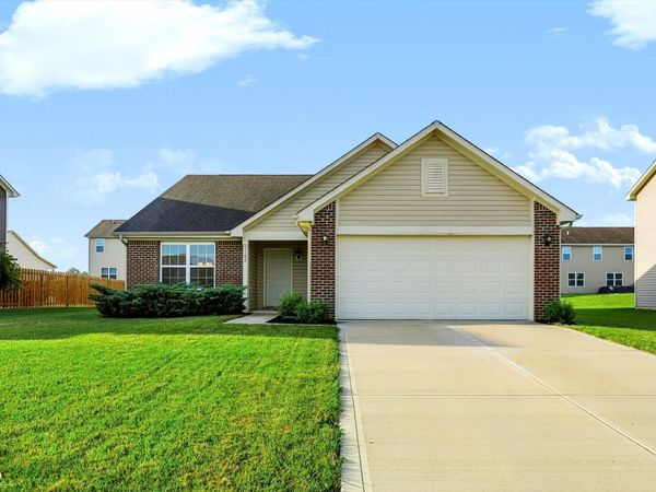 1102 W Limestone Way , Fortville, IN 46040