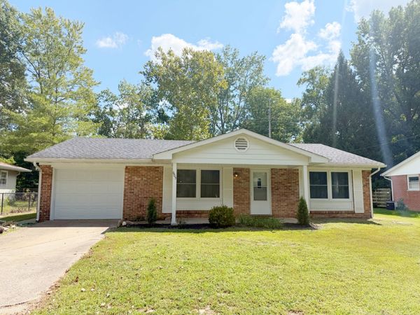 605 S Emerald Lane , Carbondale, IL 62901
