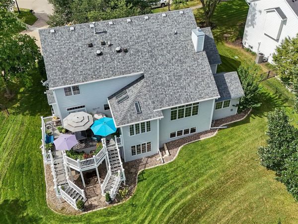 8111 Wellington Boulevard, Johnston, IA 50131