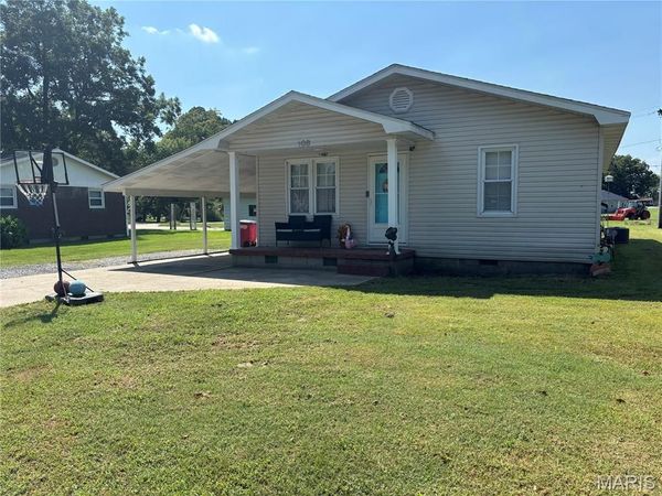 108 South West Street , Oran, MO 63771