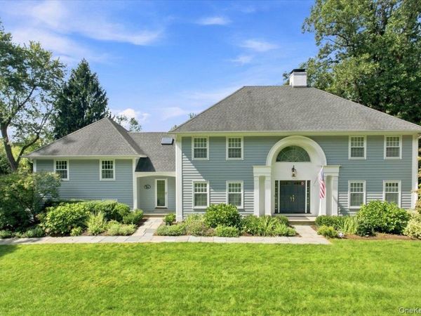 20 Hitching Post Lane, Chappaqua, NY 10514