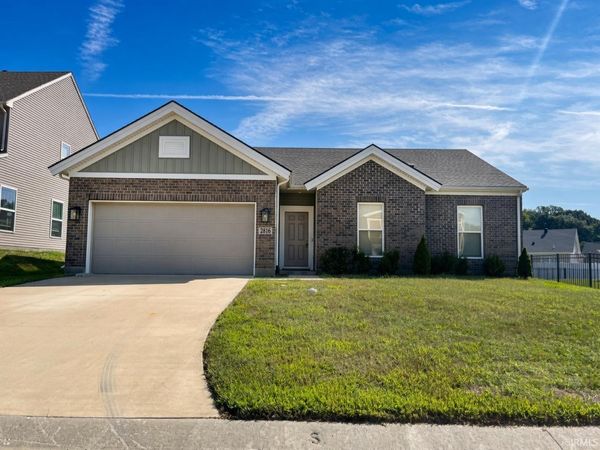 2816 Marycrest Drive, Evansville, IN 47712